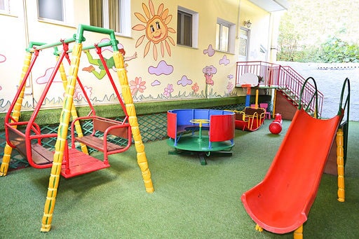 Παιδικός σταθμός και νηπιαγωγείο - "Το Σπίτι των Νάνων" - Αγ. Παρασκευή