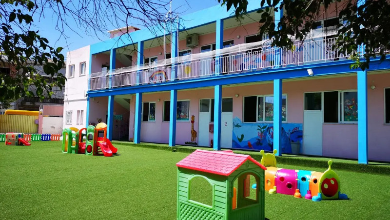 Παιδικός σταθμός και νηπιαγωγείο - A CHILD'S WORLD - Περιστέρι