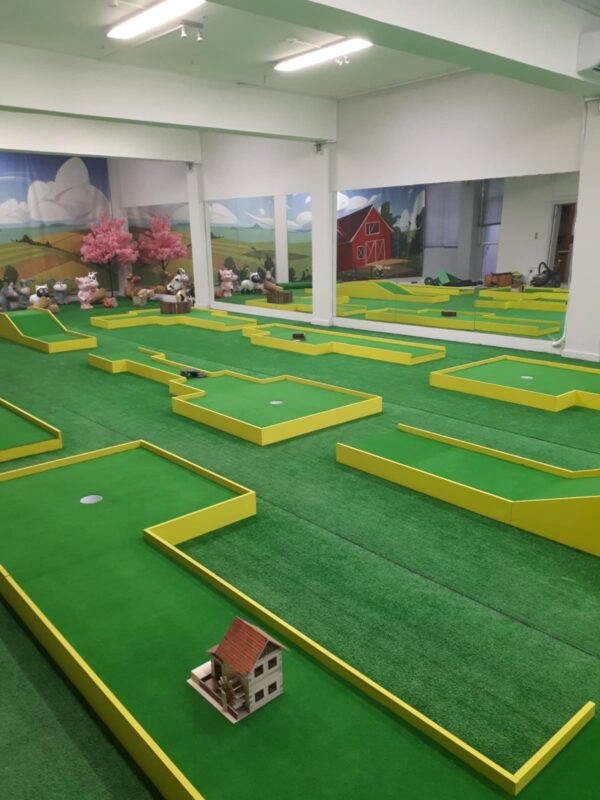 Χώρος Πάρτι - 'Putt Cute Mini Golf' - Δραπετσώνα
